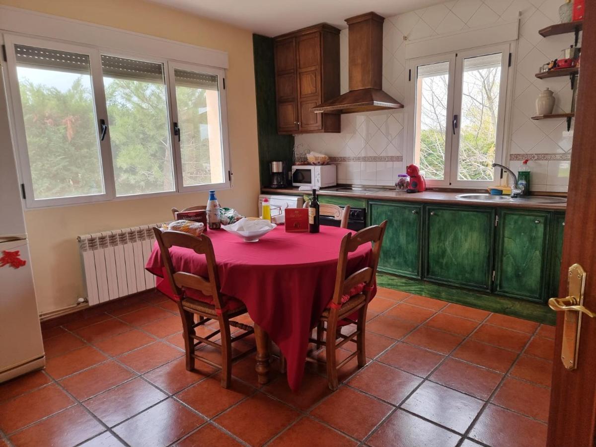 Villa Pancorbo Velayos Esterno foto