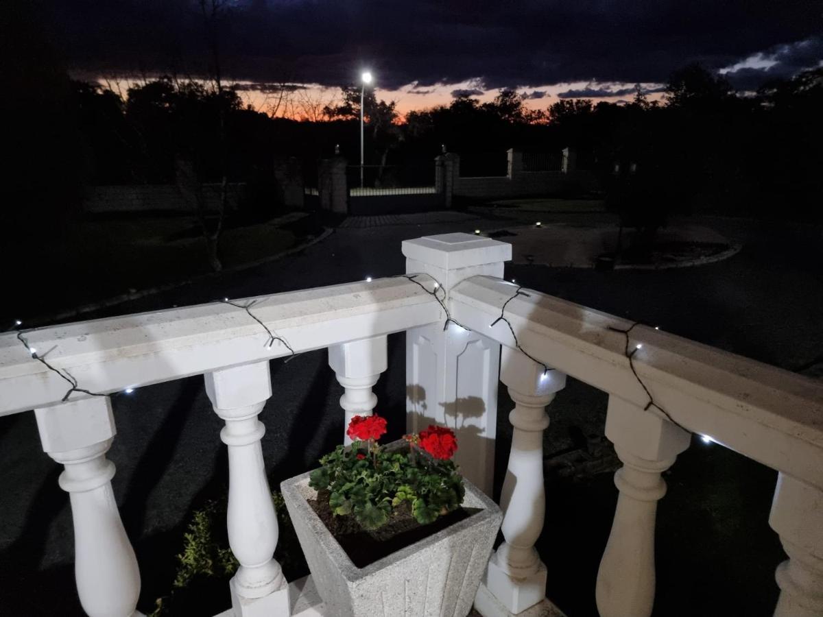 Villa Pancorbo Velayos Esterno foto